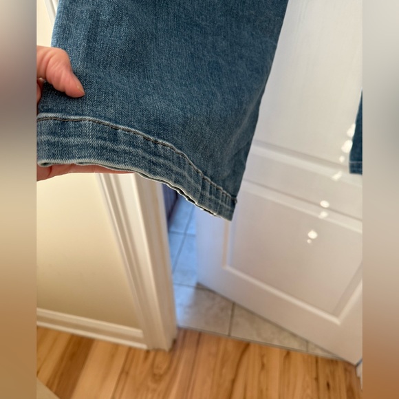 Kut from the cloth wide leg jeans. Size 18 - Picture 3 of 7